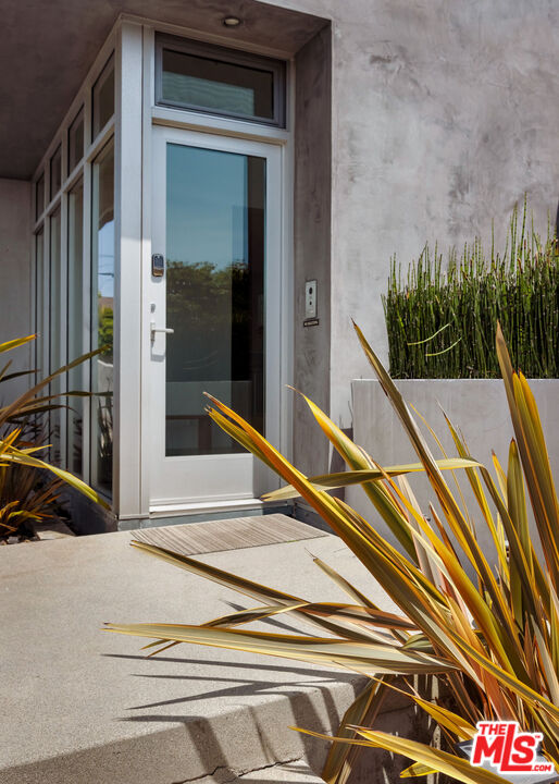 628 Penn Street El Segundo, CA 90245 - Photo 4 of 75