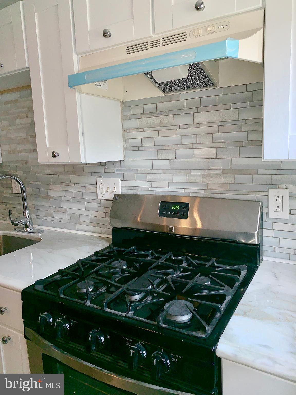 3723 Midheights Road Baltimore, MD 21215 - Photo 7 of 27 Gallery Image 7