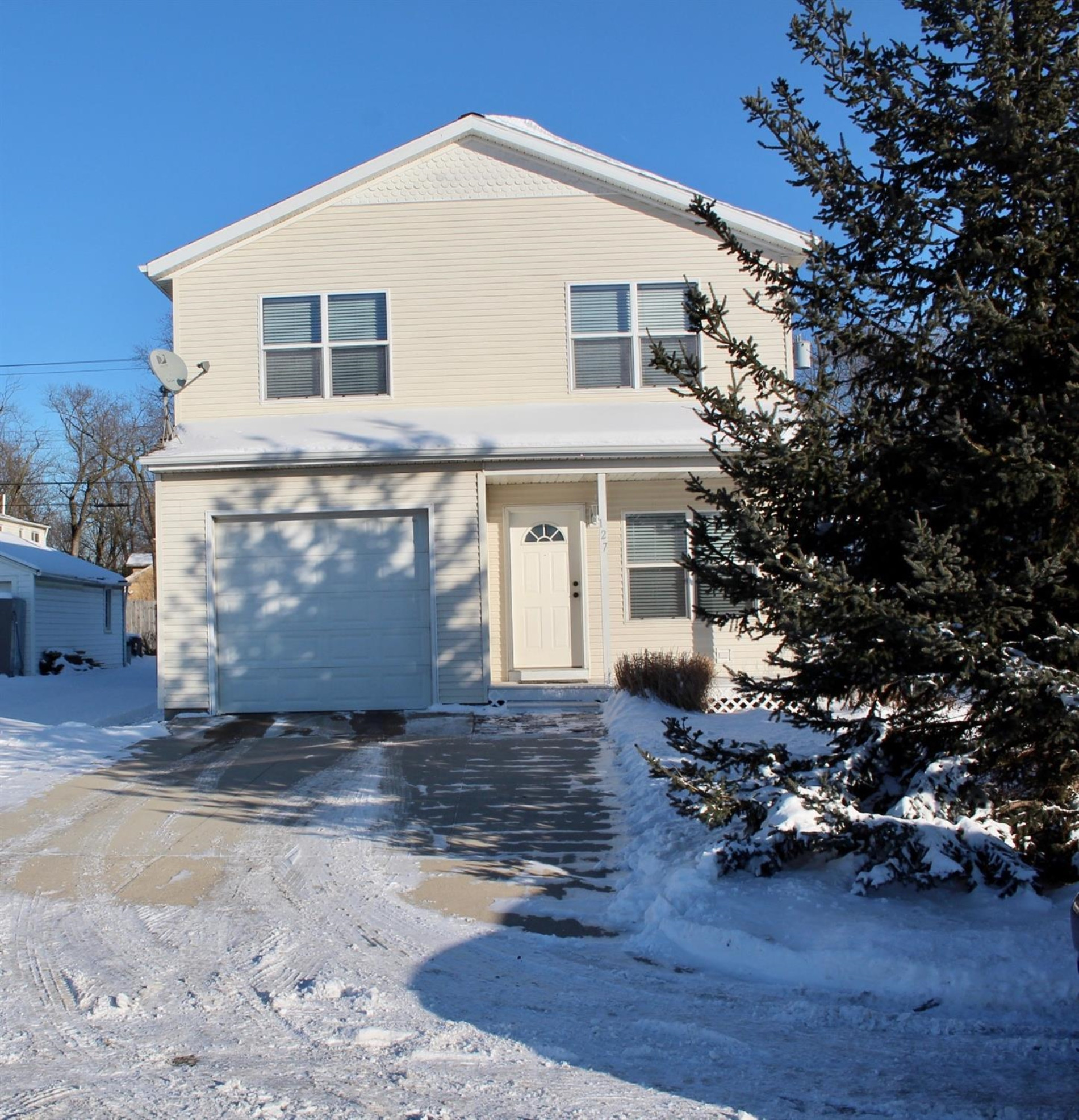 127 South Wagner Road Ann Arbor, MI 48103 - Photo 1 of 27 Photo 1