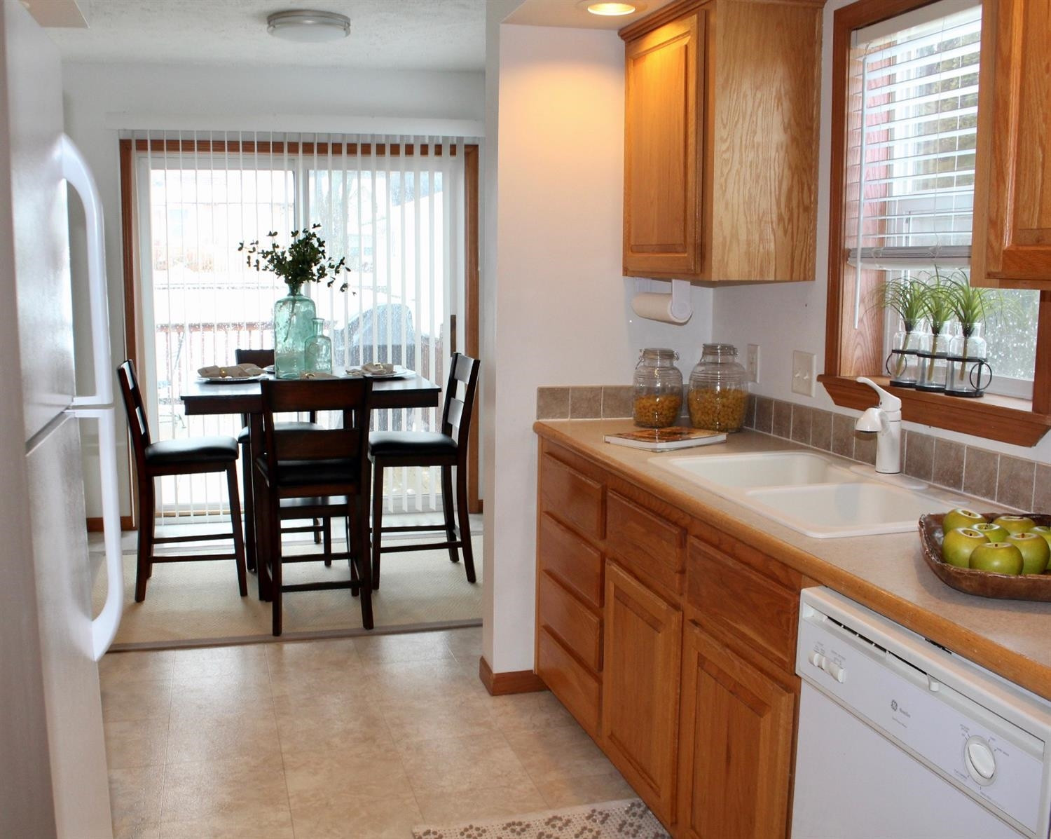 127 South Wagner Road Ann Arbor, MI 48103 - Photo 7 of 27 Photo 7