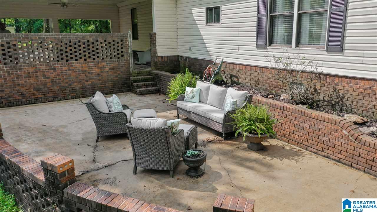 1003 County Road 241 Clanton, AL 35045 - Photo 12 of 33