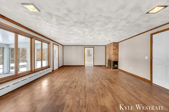 $379,900 | 1122 West Green Street, Hastings, MI 49058