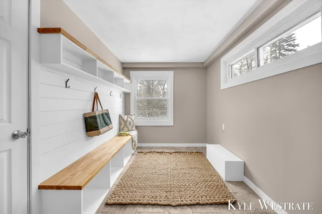 $379,900 | 1122 West Green Street, Hastings, MI 49058