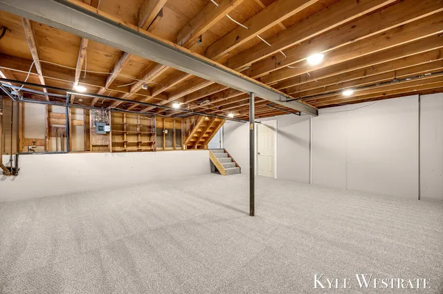 $379,900 | 1122 West Green Street, Hastings, MI 49058