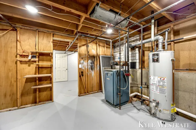 $379,900 | 1122 West Green Street, Hastings, MI 49058