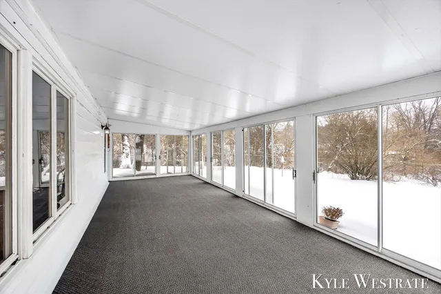 $379,900 | 1122 West Green Street, Hastings, MI 49058