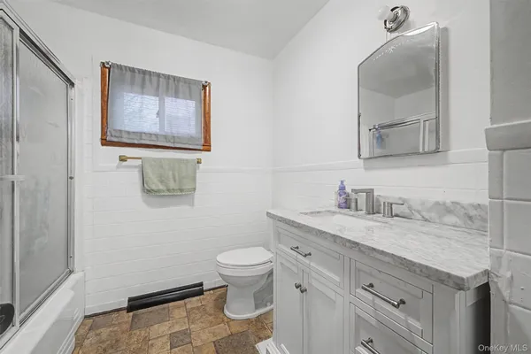 $319,999 | 13 Kobelt Drive, Wallkill, NY 12589