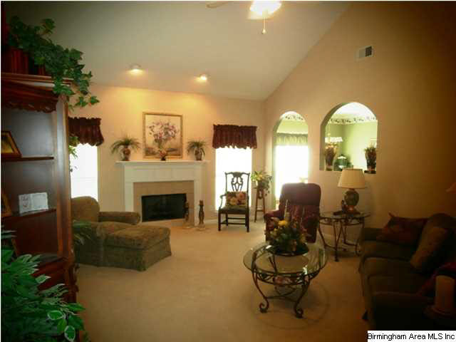 663 Clearview Road Hoover, AL 35226 - Photo 4 of 28