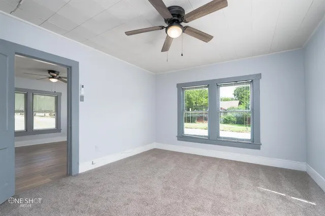 $1,300 | 1433 South 11th Street, Abilene, TX 79602