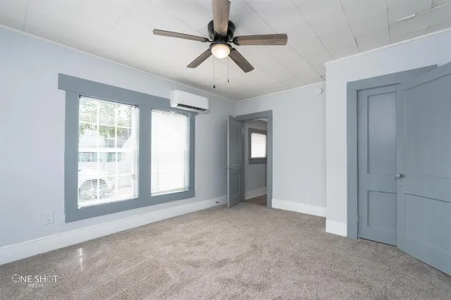 $1,300 | 1433 South 11th Street, Abilene, TX 79602