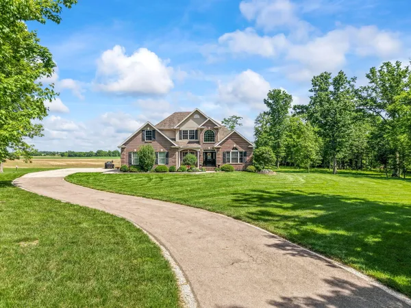$949,900 | 10465 North State Route 48, Covington, OH 45318