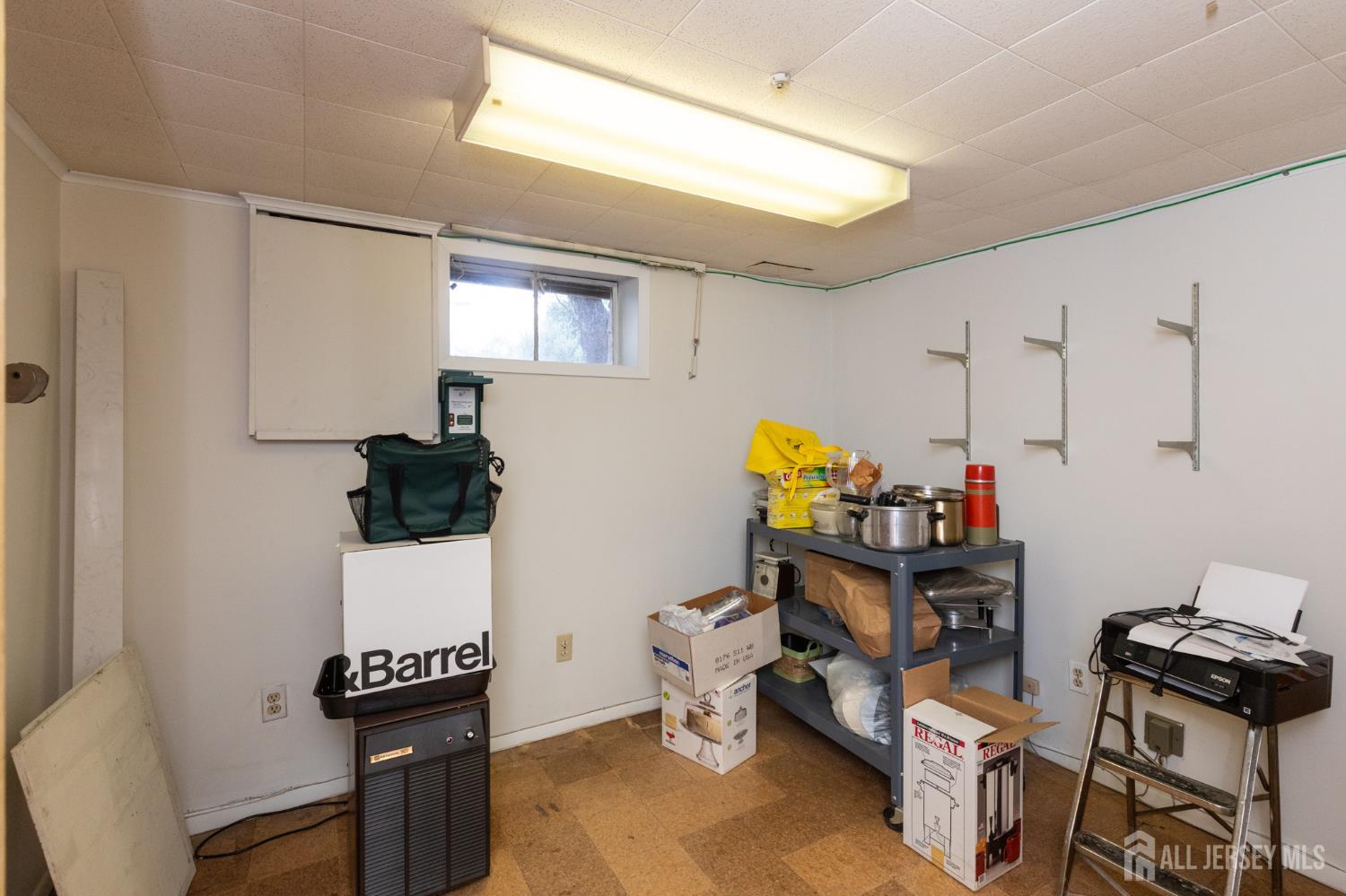 36 Brookfall Road Edison, NJ 08817 - Photo 25 of 36 Gallery Image 25