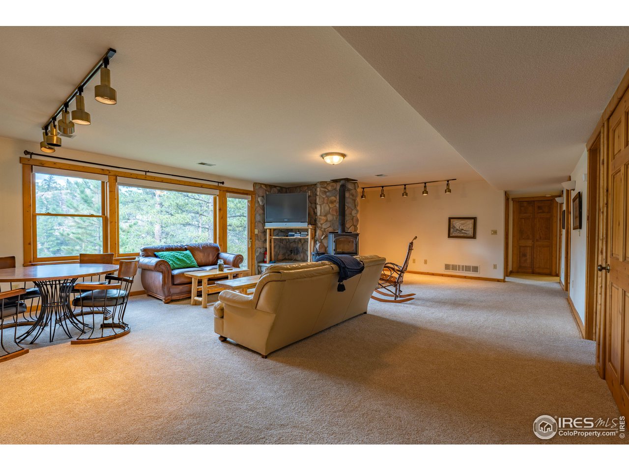 2915 Weaver Ranch Road Livermore, CO 80536 - Photo 24 of 39 Gallery Image 24