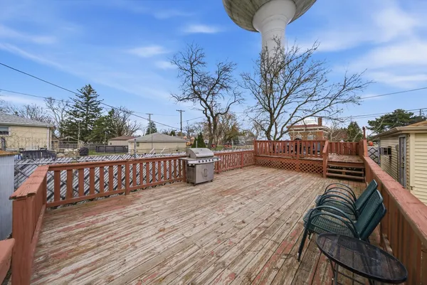 $419,900 | 3841 Arthur Avenue, Brookfield, IL 60513