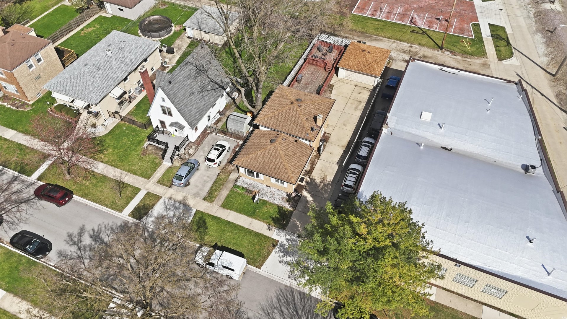 3841 Arthur Avenue Brookfield, IL 60513 - Photo 29 of 34 an aerial view of a house with outdoor space and street view