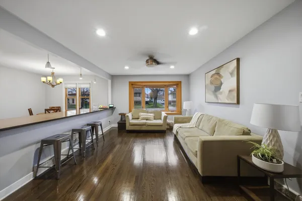 $419,900 | 3841 Arthur Avenue, Brookfield, IL 60513