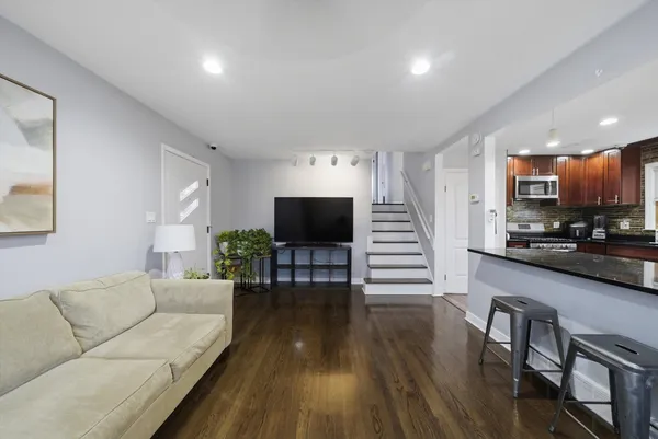 $419,900 | 3841 Arthur Avenue, Brookfield, IL 60513