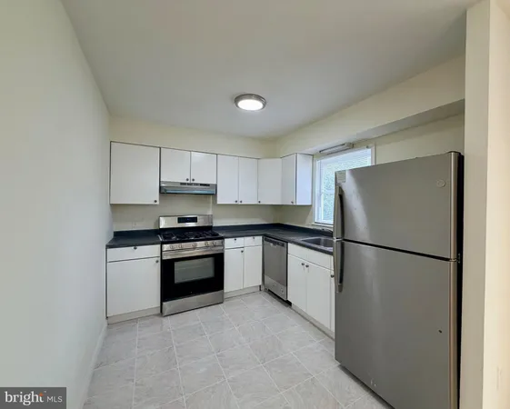 $3,100 | 3048 Hickory Grove Court, Fairfax, VA 22031