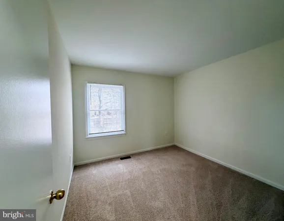 $3,100 | 3048 Hickory Grove Court, Fairfax, VA 22031