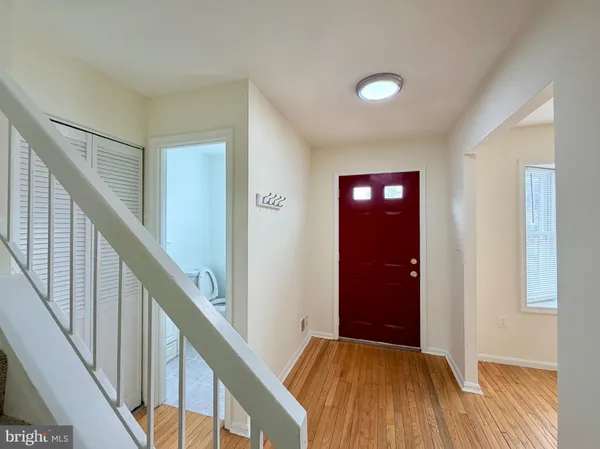 $3,100 | 3048 Hickory Grove Court, Fairfax, VA 22031