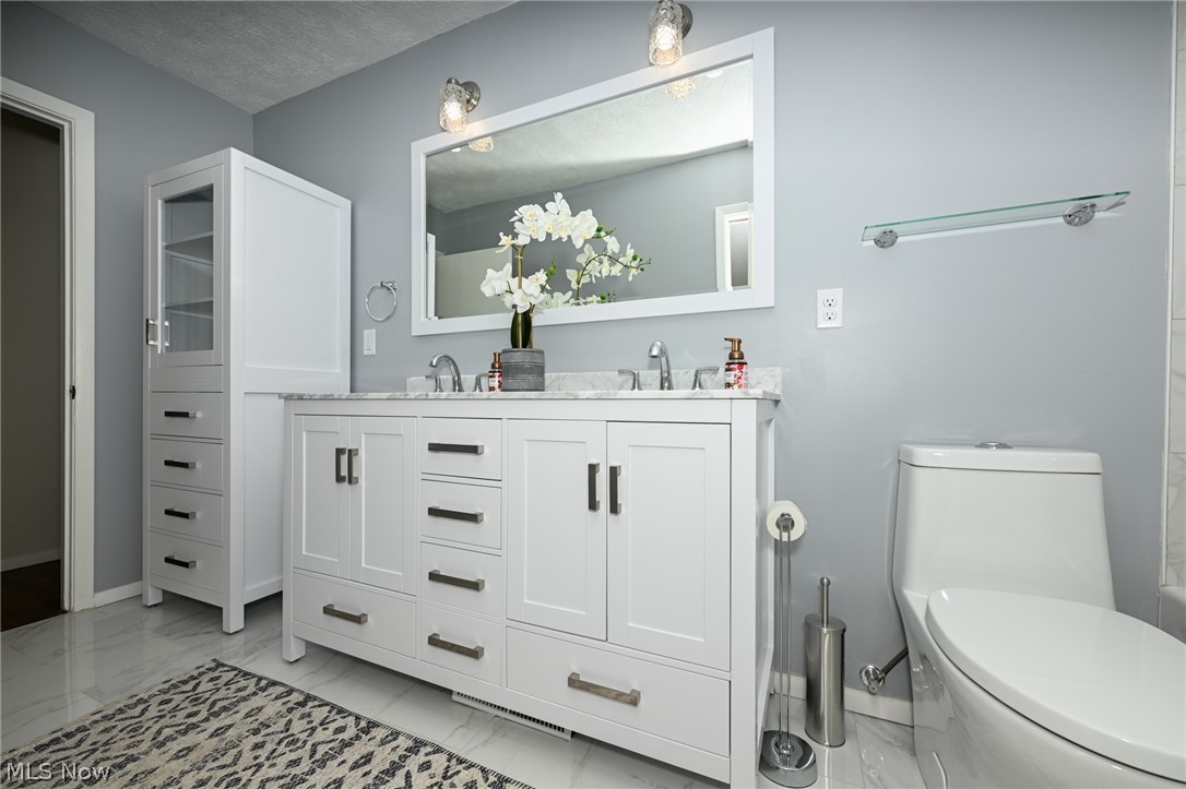 426 Sandhurst Road Akron, OH 44333 - Photo 18 of 32 Gallery Image 18