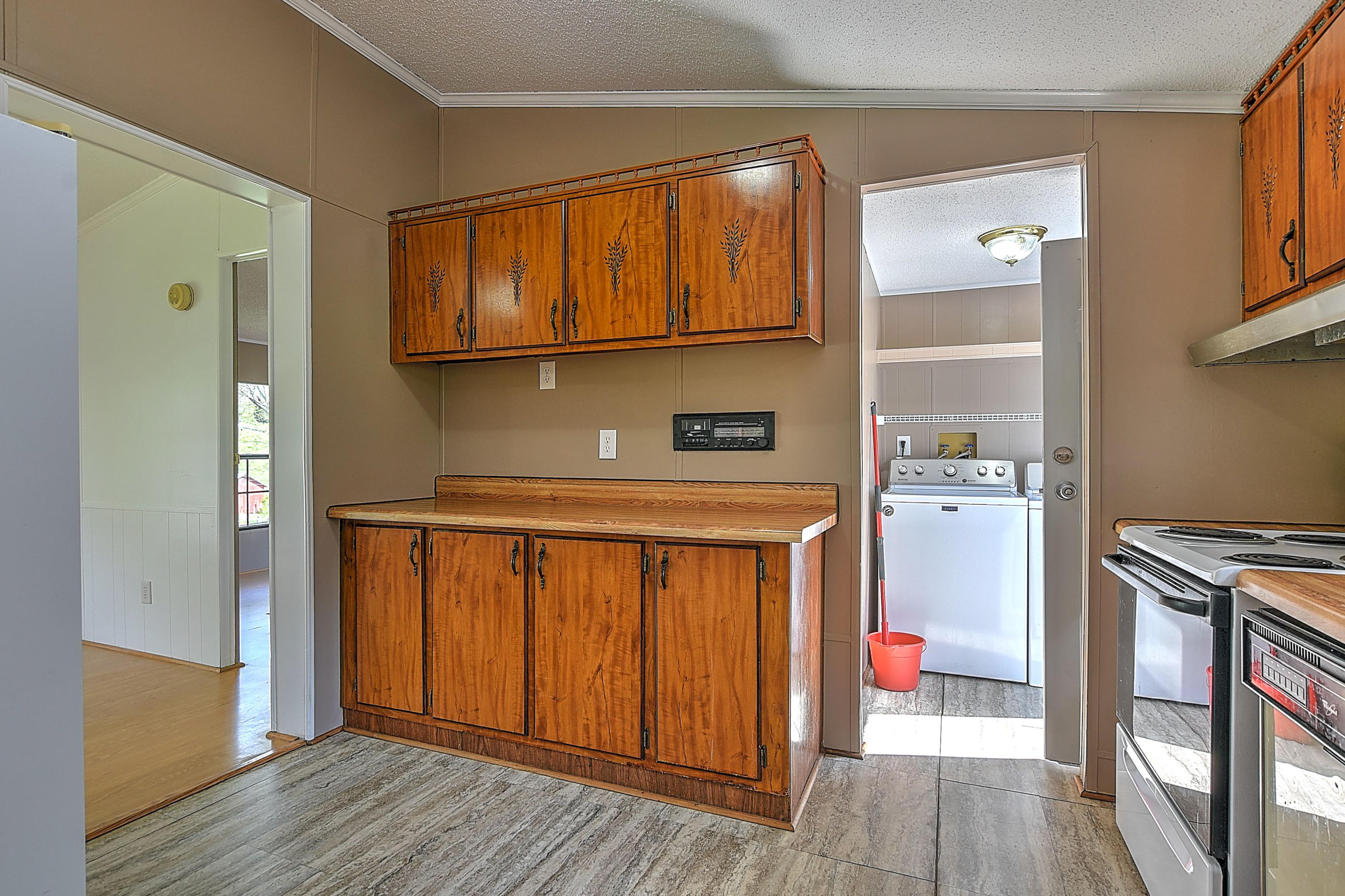 7220 Reedy Creek Road Bristol, VA 24202 - Photo 11 of 39 7220 REEDY CREEK RD_-12