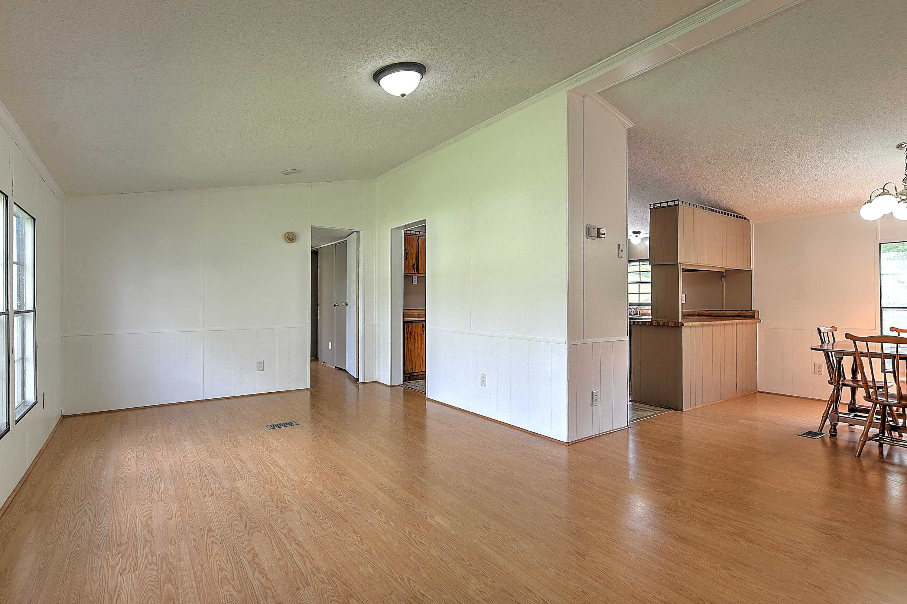 7220 Reedy Creek Road Bristol, VA 24202 - Photo 5 of 39 7220 REEDY CREEK RD_-6