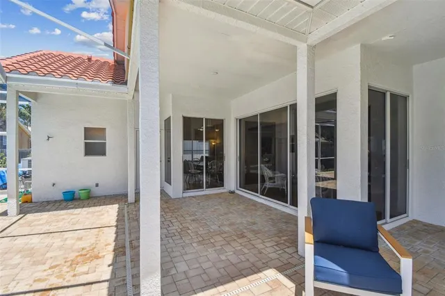 $1,195,000 | 5001 Queen Palm Terrace Northeast, St. Petersburg, FL 33703