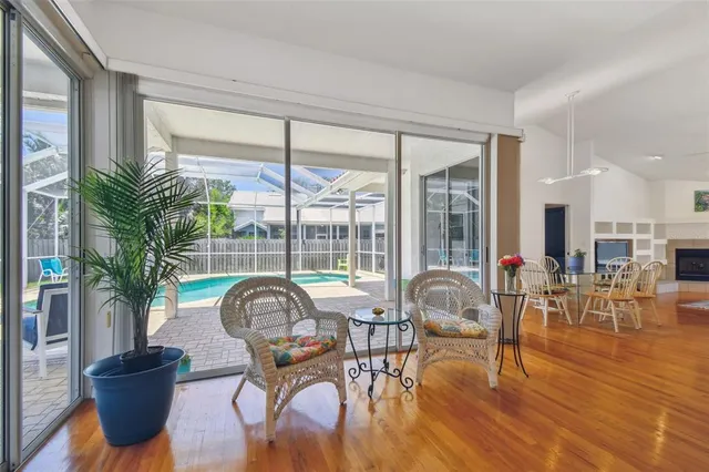 $1,195,000 | 5001 Queen Palm Terrace Northeast, St. Petersburg, FL 33703