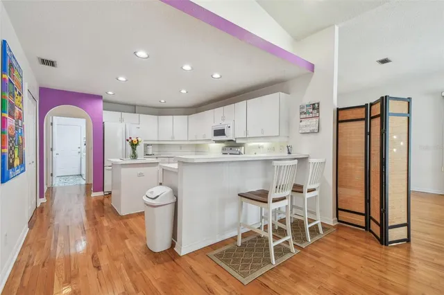 $1,195,000 | 5001 Queen Palm Terrace Northeast, St. Petersburg, FL 33703