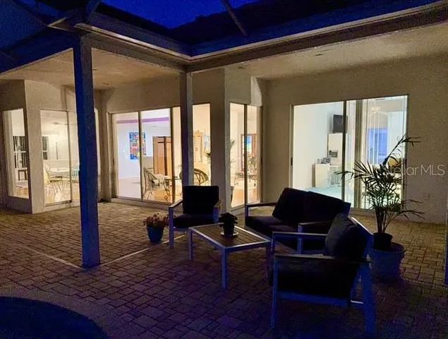 $1,195,000 | 5001 Queen Palm Terrace Northeast, St. Petersburg, FL 33703