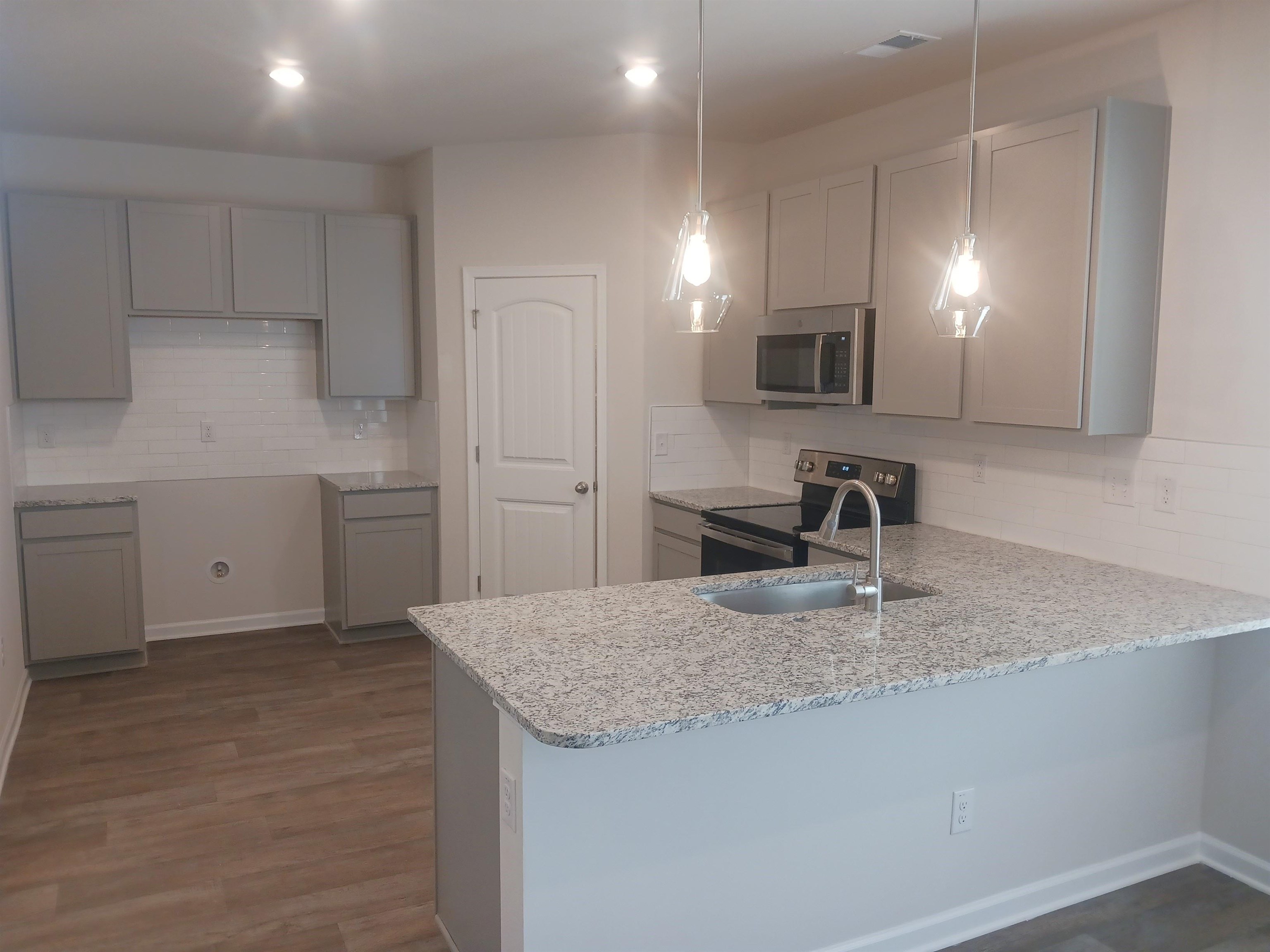 3072 Emberly Drive Roebuck, SC 29376 - Photo 7 of 33