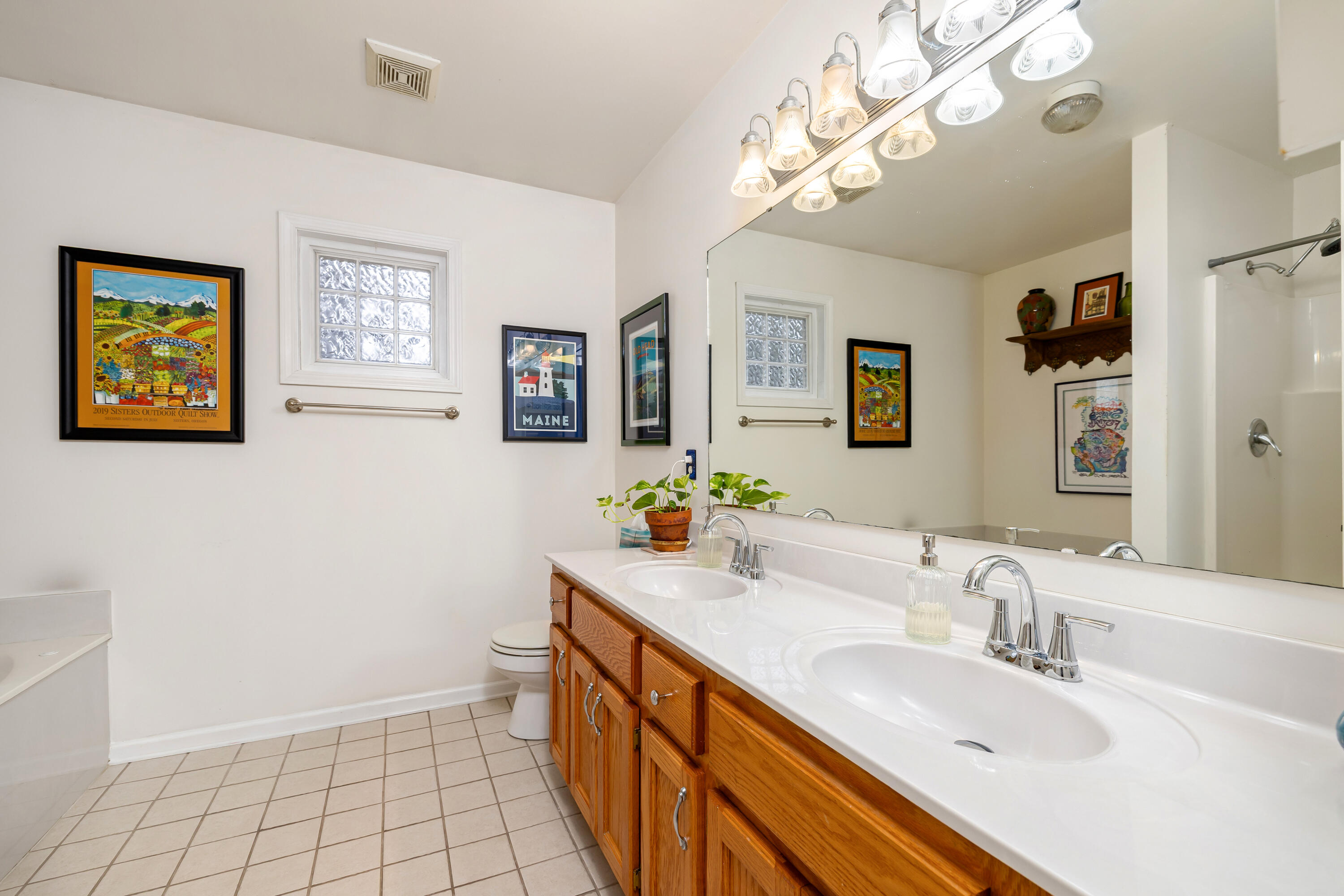 770 Torrey Pines Drive Sumter, SC 29150 - Photo 22 of 34 Primary Bath