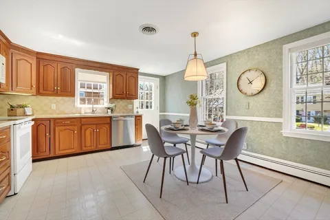 $1,080,000 | 70 Ellis Farm Lane, Melrose, MA 02176
