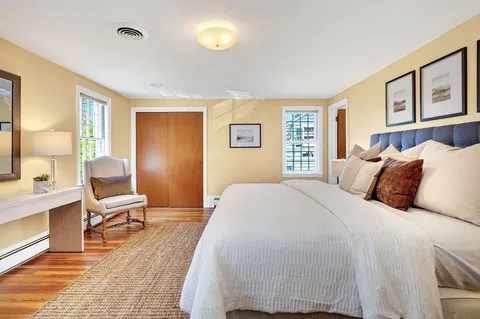$1,080,000 | 70 Ellis Farm Lane, Melrose, MA 02176
