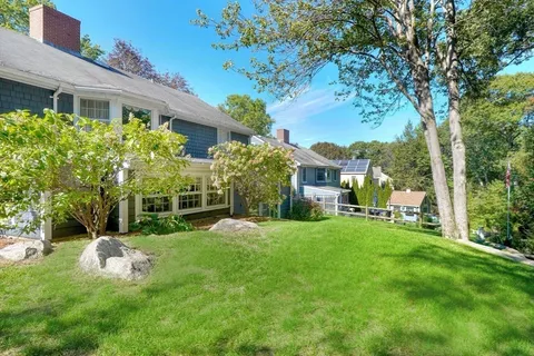 $1,080,000 | 70 Ellis Farm Lane, Melrose, MA 02176