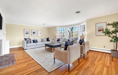 $1,080,000 | 70 Ellis Farm Lane, Melrose, MA 02176