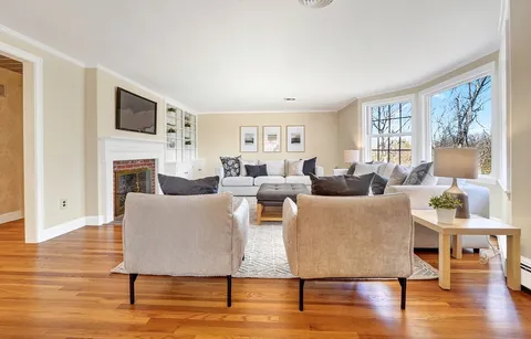 $1,080,000 | 70 Ellis Farm Lane, Melrose, MA 02176