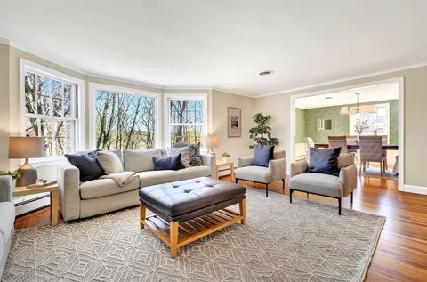$1,080,000 | 70 Ellis Farm Lane, Melrose, MA 02176