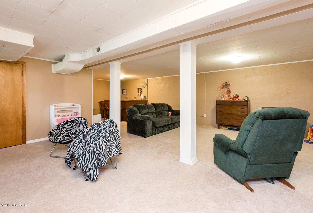 5902 BlueStone Road Louisville, KY 40219 - Photo 28 of 34 5902 Bluestone Rd (33 of 34)