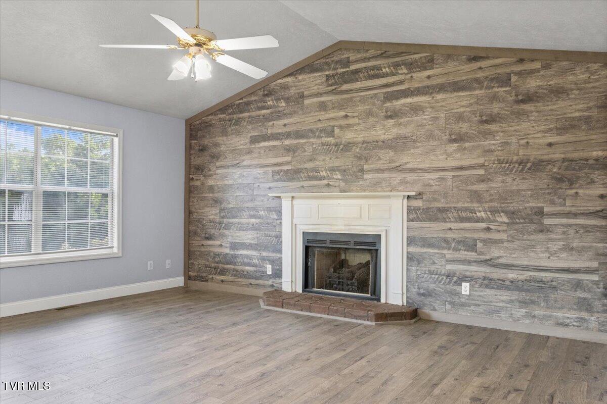 103 Sunflower Loop Seymour, TN 37865 - Photo 6 of 60 06-IMG_1214