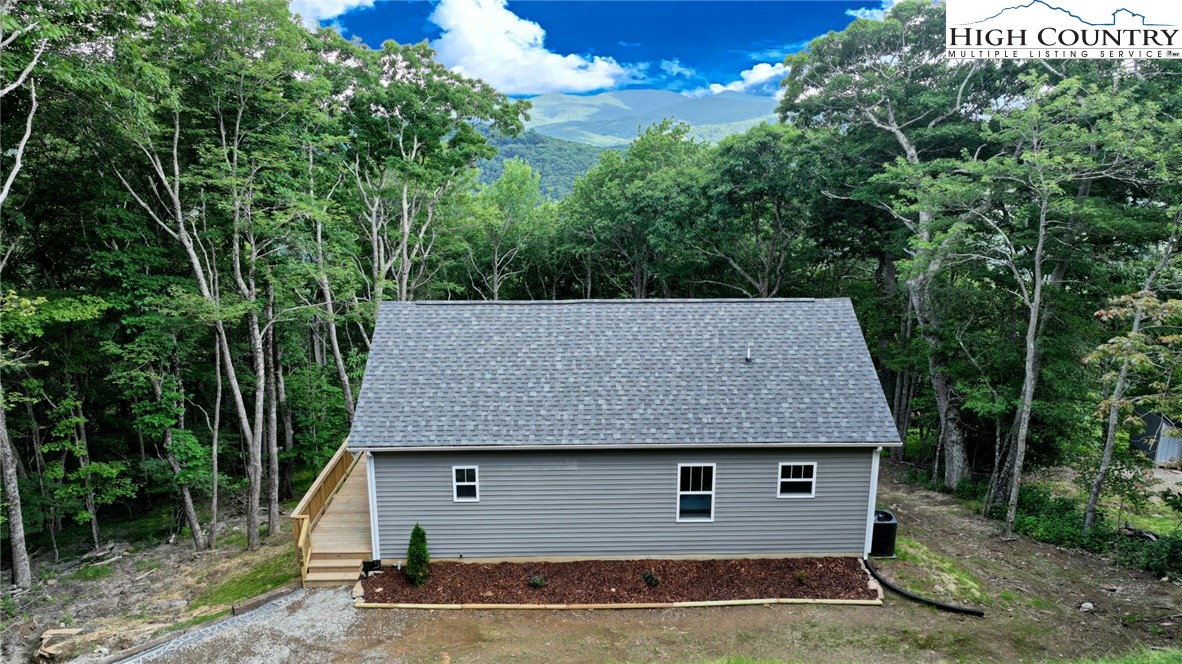 598 Running Deer Trail Boone, NC 28607 - Photo 41 of 49 an aerial view of a house