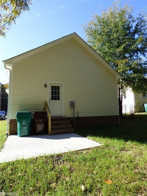 300 Morgan Place High Point, NC 27260 - Photo 3 of 11 Gallery Image 3