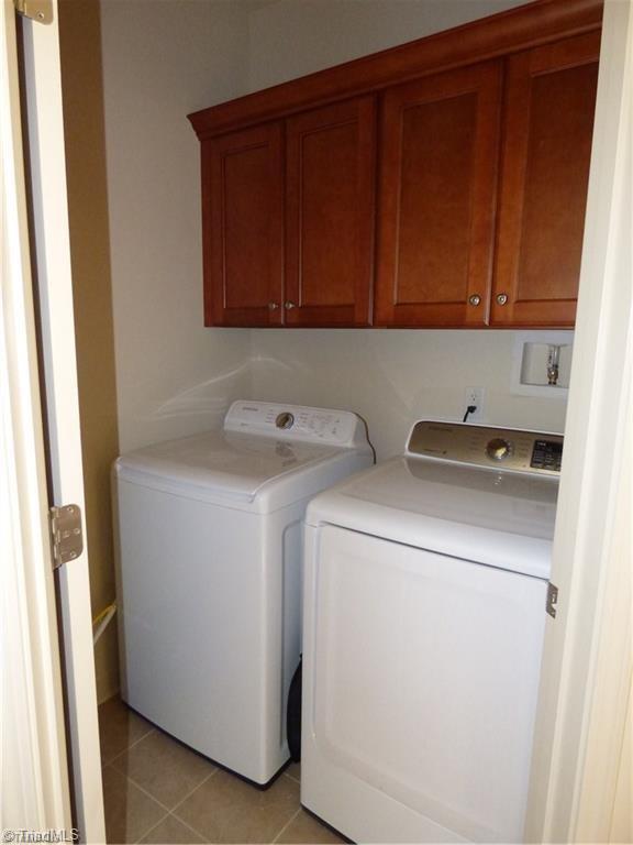300 Morgan Place High Point, NC 27260 - Photo 4 of 11 laundry room