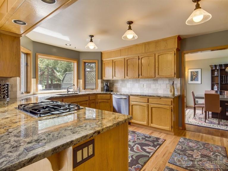 60388 Woodside Loop Bend, OR 97702 - Photo 5 of 25 Additional Photo