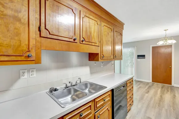 $1,875 | 4428 North Shirley Drive, North Charleston, SC 29418