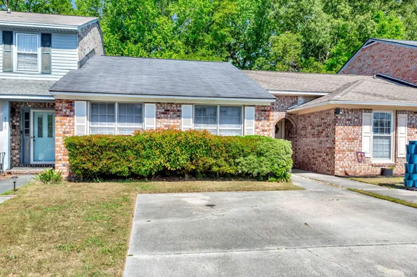 $1,875 | 4428 North Shirley Drive, North Charleston, SC 29418