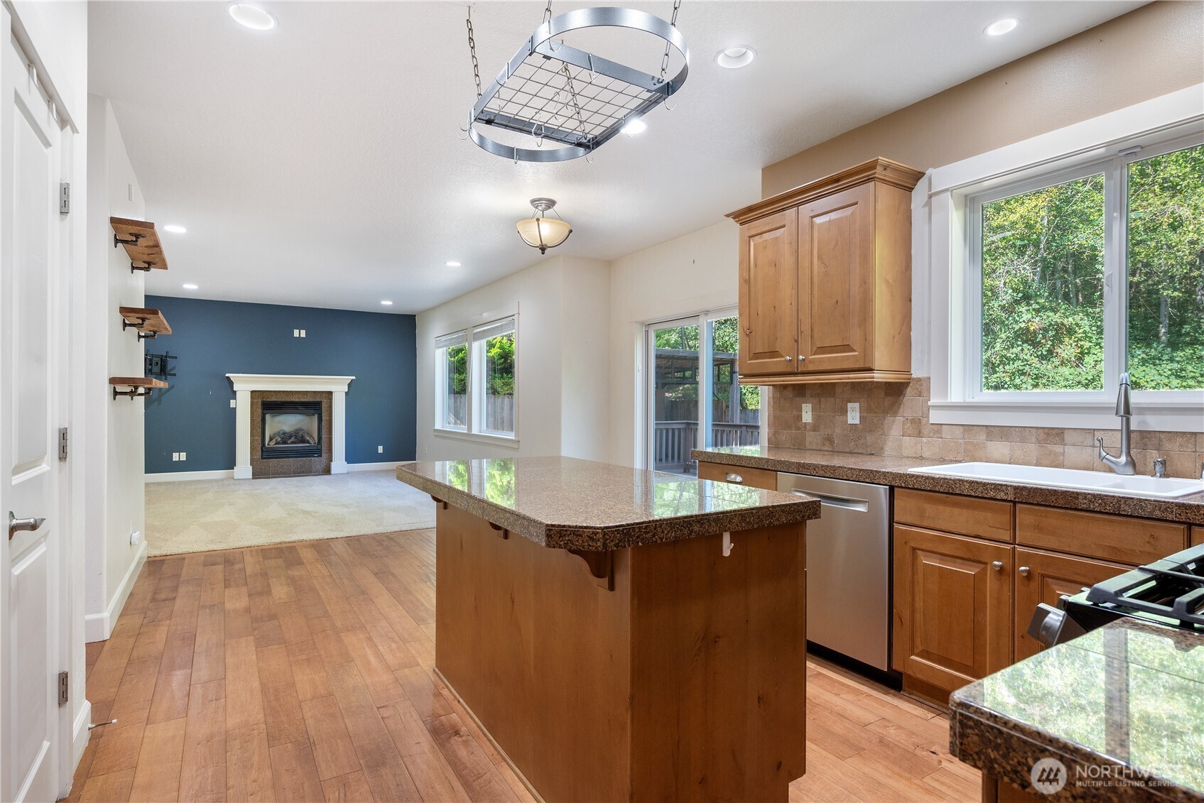 132 Altavista Road Longview, WA 98632 - Photo 8 of 39 Gallery Image 8