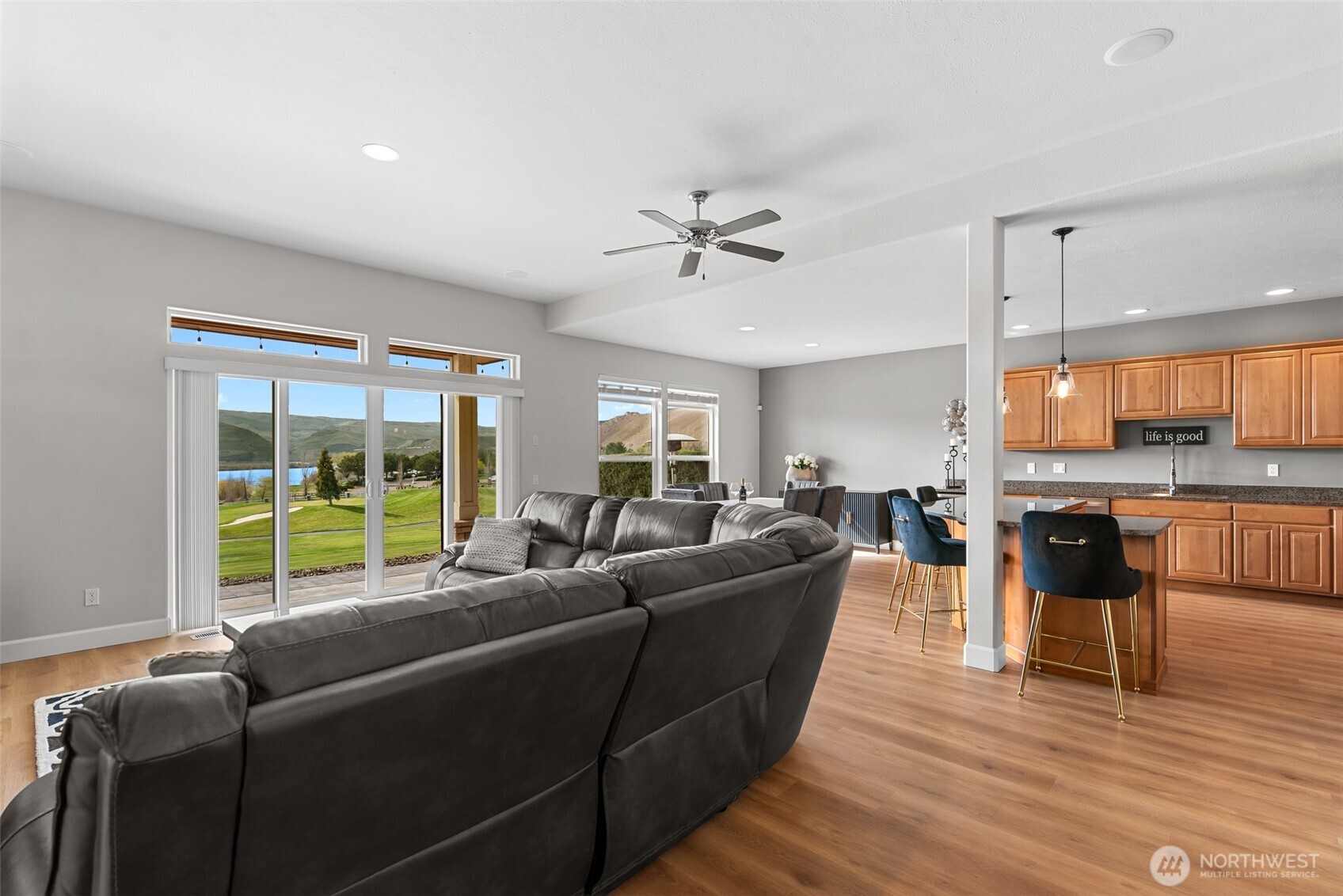 23496 Sunserra Loop Quincy, WA 98848 - Photo 12 of 40