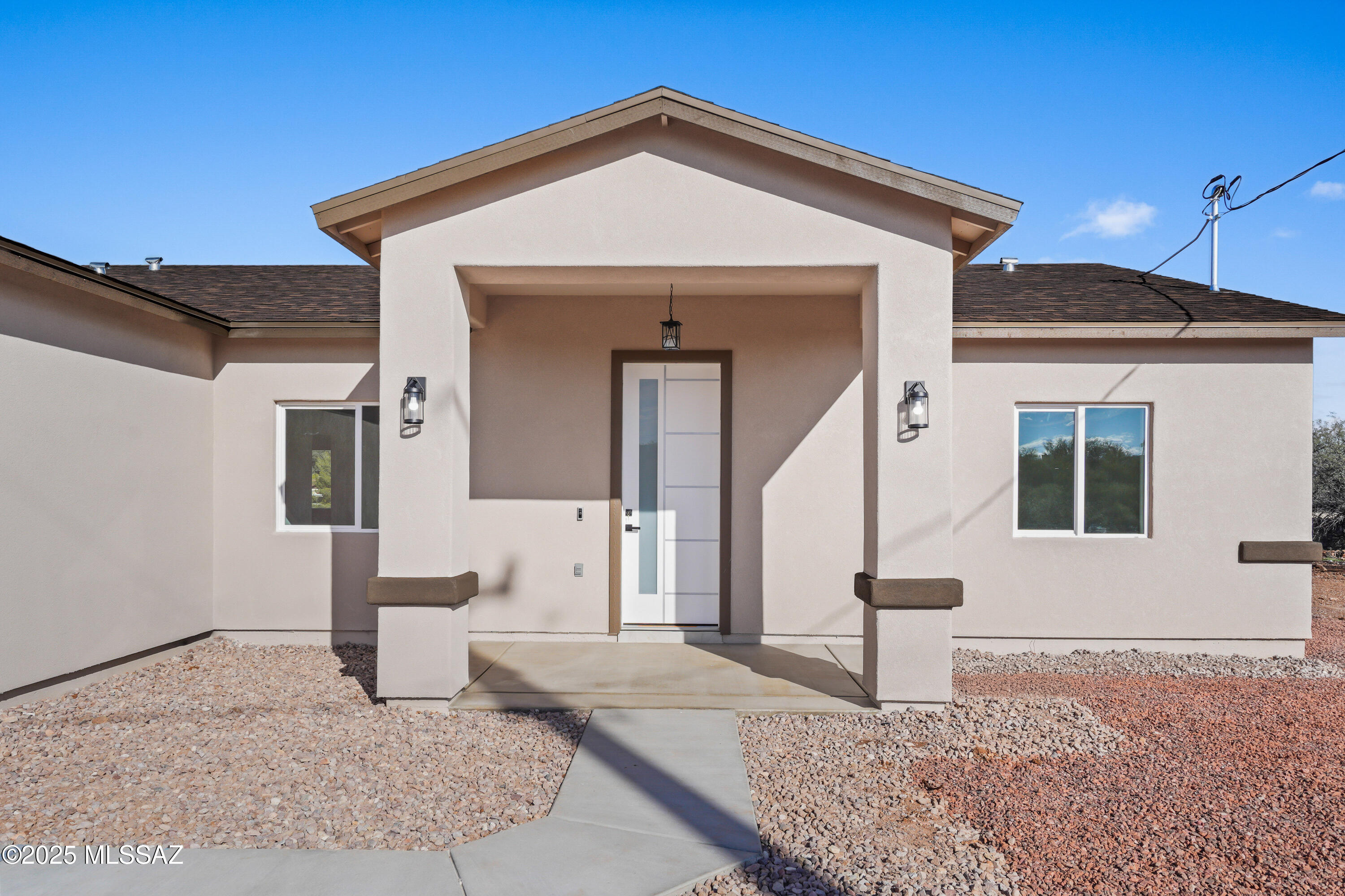 1196 Ines Court Rio Rico, AZ 85648 - Photo 3 of 32 Gallery Image 3